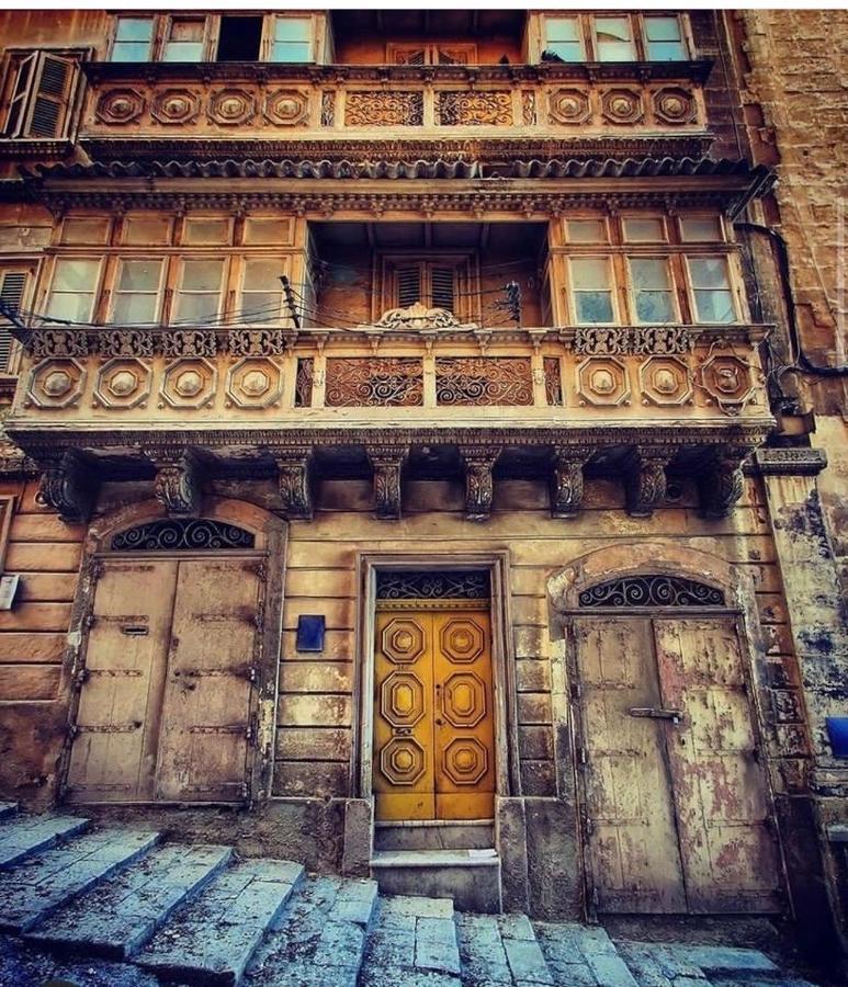 Mcc Suites Valletta Exteriör bild
